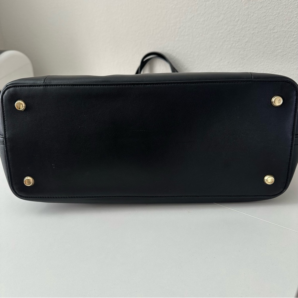 TUMI Everyday Tote Bag Voyageur Leather in Black - Picture 6 of 10